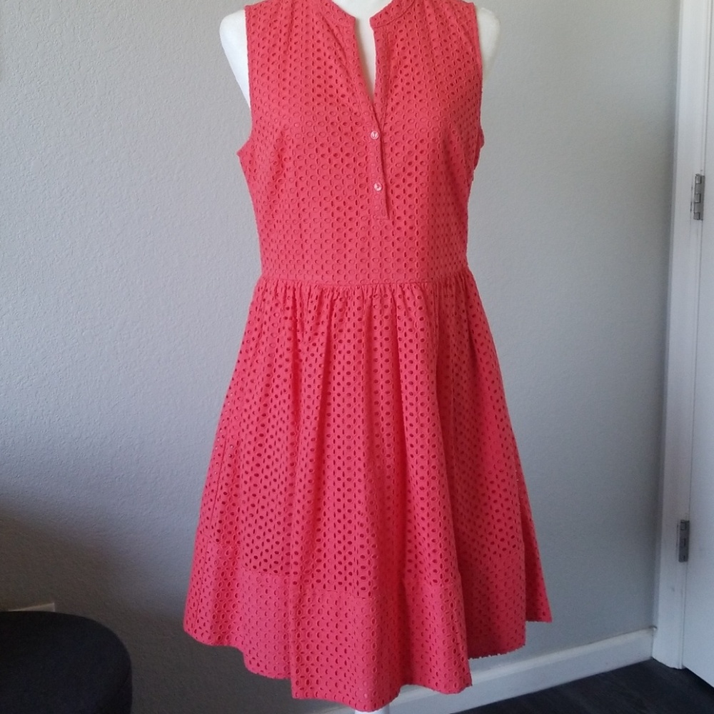 Banana Republic Sleeveless Eyelet Dress, size 8